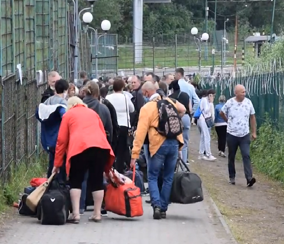 На польсько-українському кордоні – черги на 400 осіб