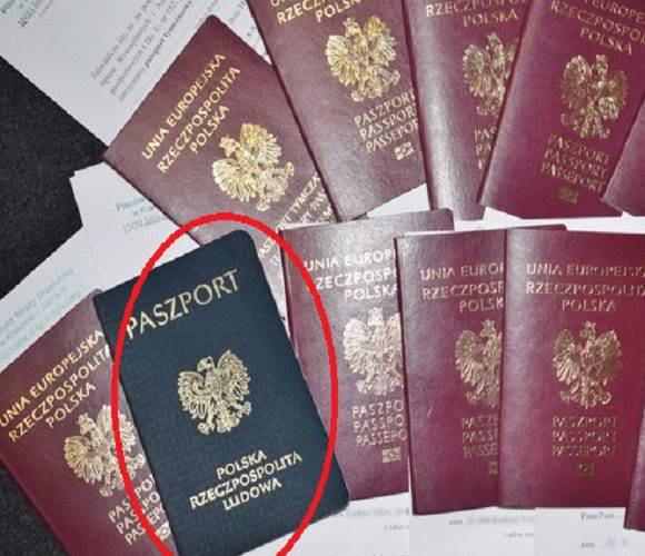 Загубився в часі: до Польщі прилетів чоловік з паспортом часів PRL-у за 1992 рік