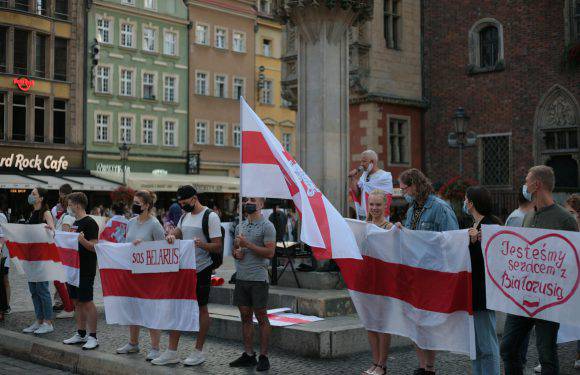 У Польщі білоруси знову вийшли на протест (ФОТО, ВІДЕО)