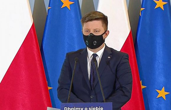 Щось пішло не за планом: уряд Польщі припиняє реєстрацію на щеплення