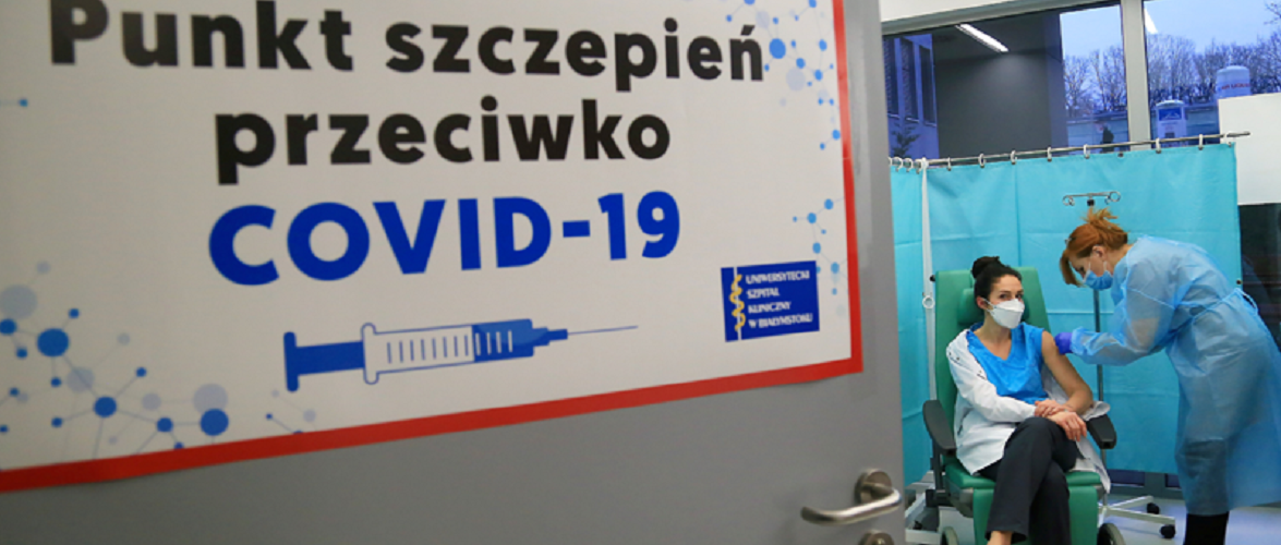 У Польщі вакцини показали 99% ефективності