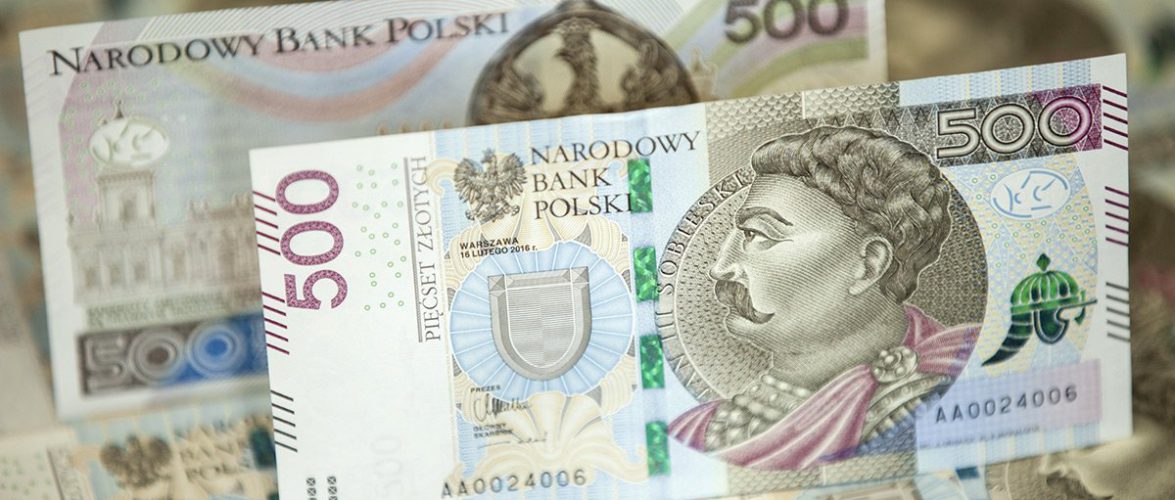 З наступного року в Польщі змінюються правила соцдопомоги “500+”