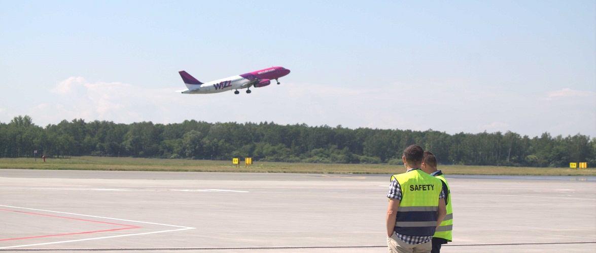 Wizz Air запускає нові рейси з Варшави і Познані до Львова