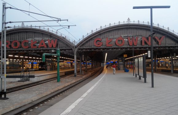 Лише 1 червня всі діти в Польщі зможуть безкоштовно поїхати потягом «Інтерсіті»