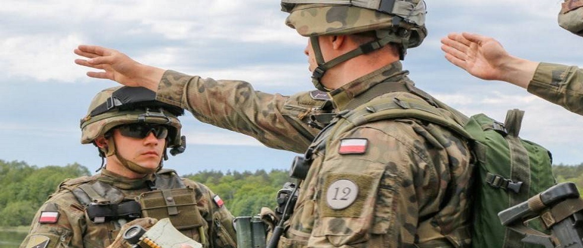 Польща відправить на польсько-білоруський кордон ще 500 військових