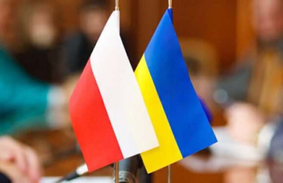 Українські дипломати привітали Польщу з Днем Незалежності