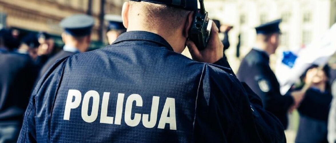 У відділку поліції в Польщі знайшли мертвого поліцейського