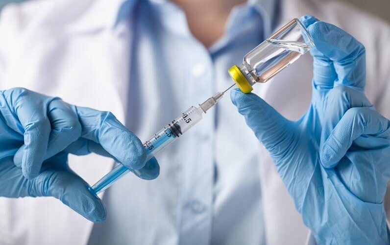 Роботодавці у Польщі зможуть вимагати вакцинуватися проти COVID-19?