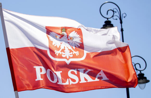 Польща підготувала план евакуації своїх дипломатів з України