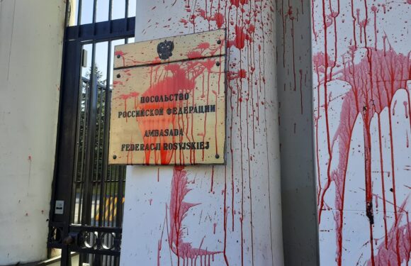 У Варшаві відбудеться акція проти рашистів: можна принести під посольство весь непотріб