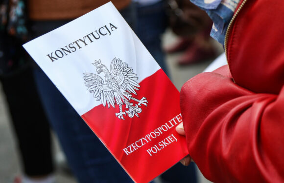 У Польщі хочуть внести зміни до Конституції, щоб зміцнити оборону країни