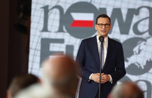 Влада Польщі закликає весь світ конфіскувати заморожені активи росії