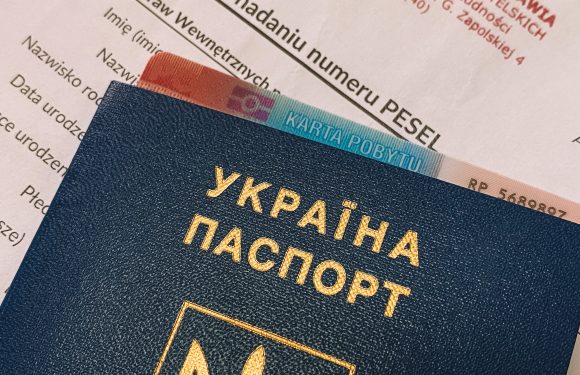 В Польщі відкрили ще один паспортний сервіс для українців