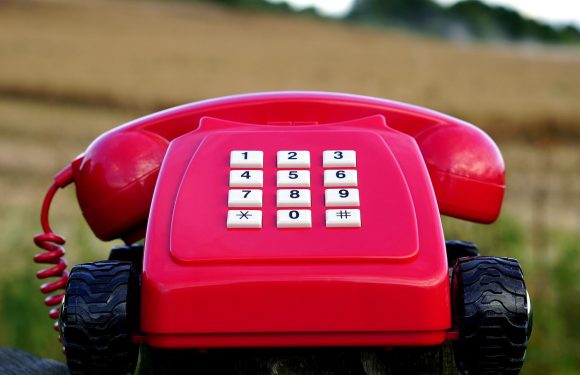 Телефонні номери шахраїв в Польщі: запам’ятай ці правила, аби не потрапити в халепу