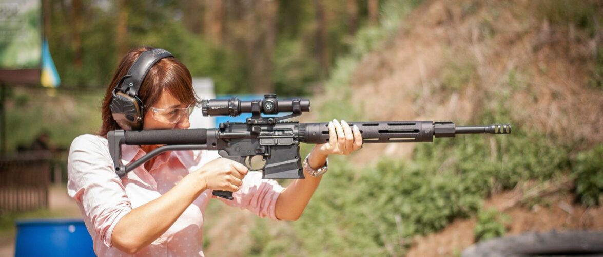 Вже офіційно: з вересня діти в польських школах вчитимуться стріляти