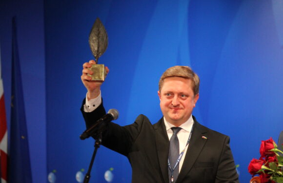 Володимир Зеленський отримав нагороду “Людина року” на польському Економічному форумі