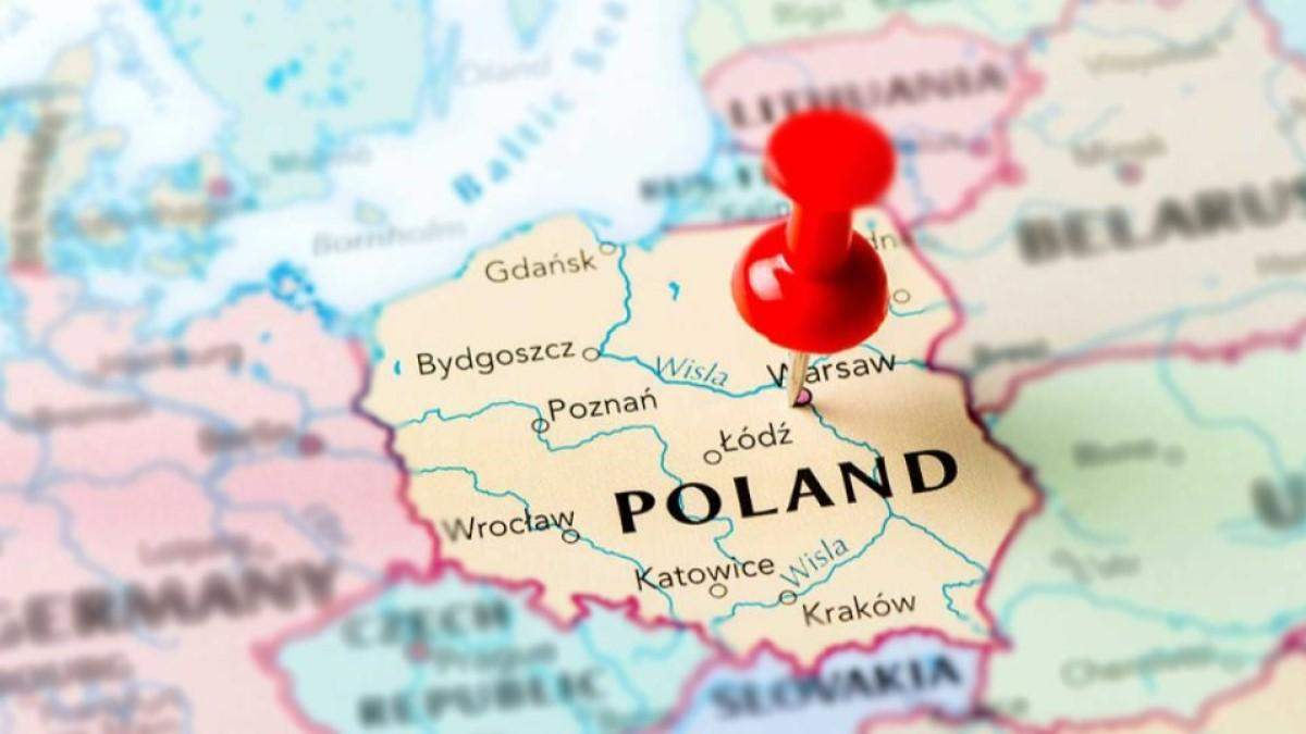 Кожен 5-ий громадянин Польщі готовий виїхати з країни в більш спокійне місце